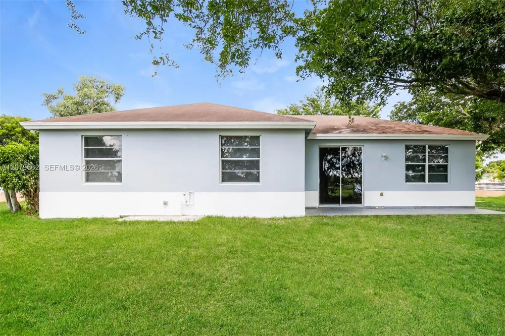 18800 SW 352nd St Homestead, FL 33034