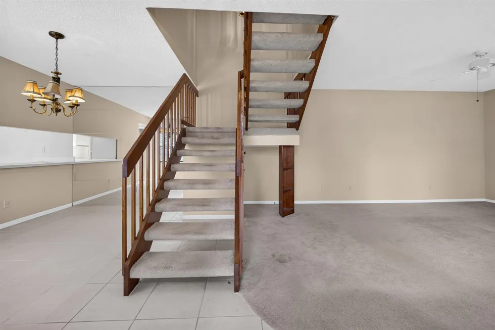 350 PRESTWICK CIRCLE #2 Palm Beach Gardens, FL 33418