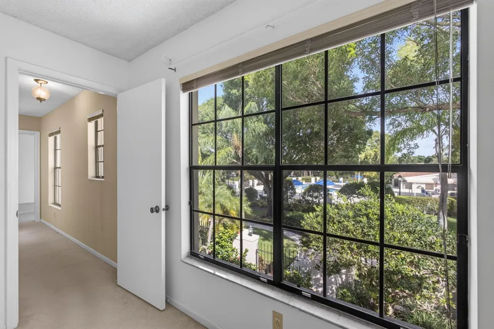 350 PRESTWICK CIRCLE #2 Palm Beach Gardens, FL 33418