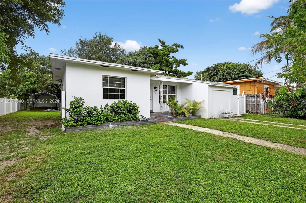 40 NW 68th St Miami, FL 33150