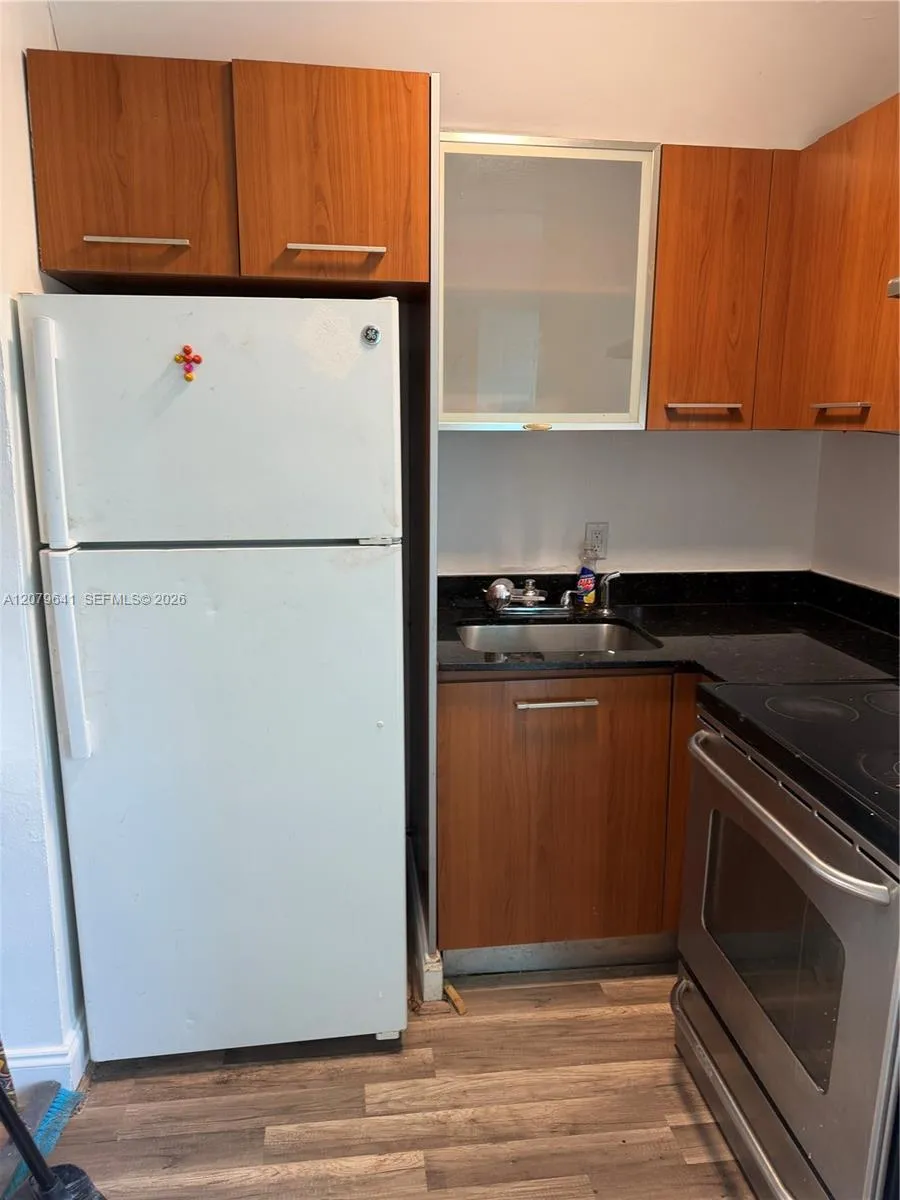421 NE 68th St #8 Miami, FL 33138