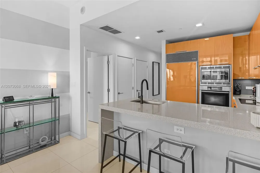 6799 Collins Ave #407 Miami Beach, FL 33141