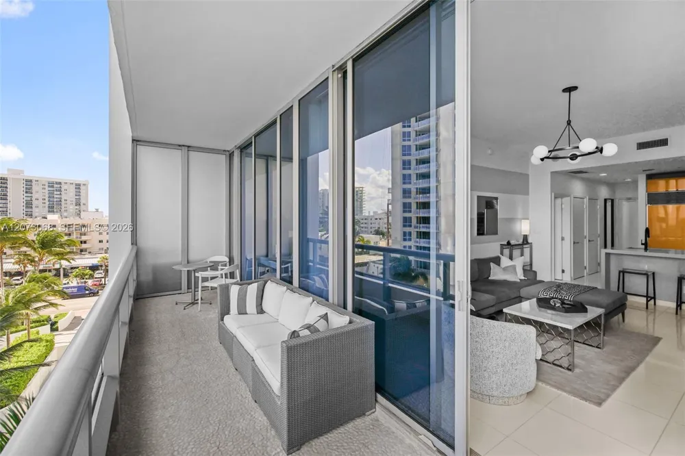 6799 Collins Ave #407 Miami Beach, FL 33141