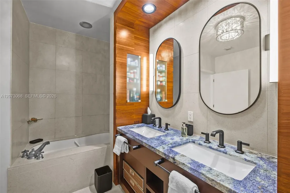 6799 Collins Ave #407 Miami Beach, FL 33141