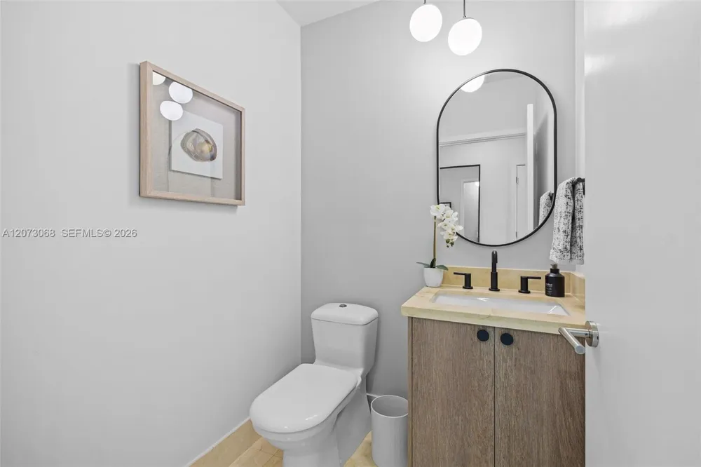 6799 Collins Ave #407 Miami Beach, FL 33141