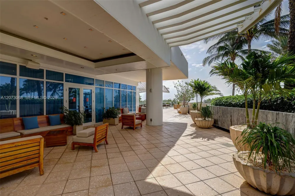 6799 Collins Ave #407 Miami Beach, FL 33141