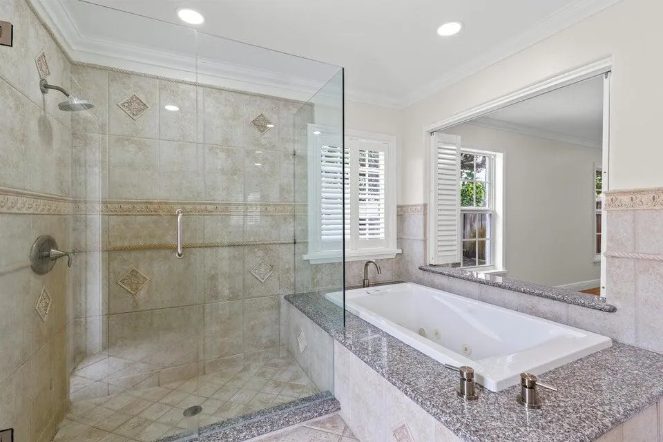 4610 Pine Tree Drive Delray Beach, FL 33445