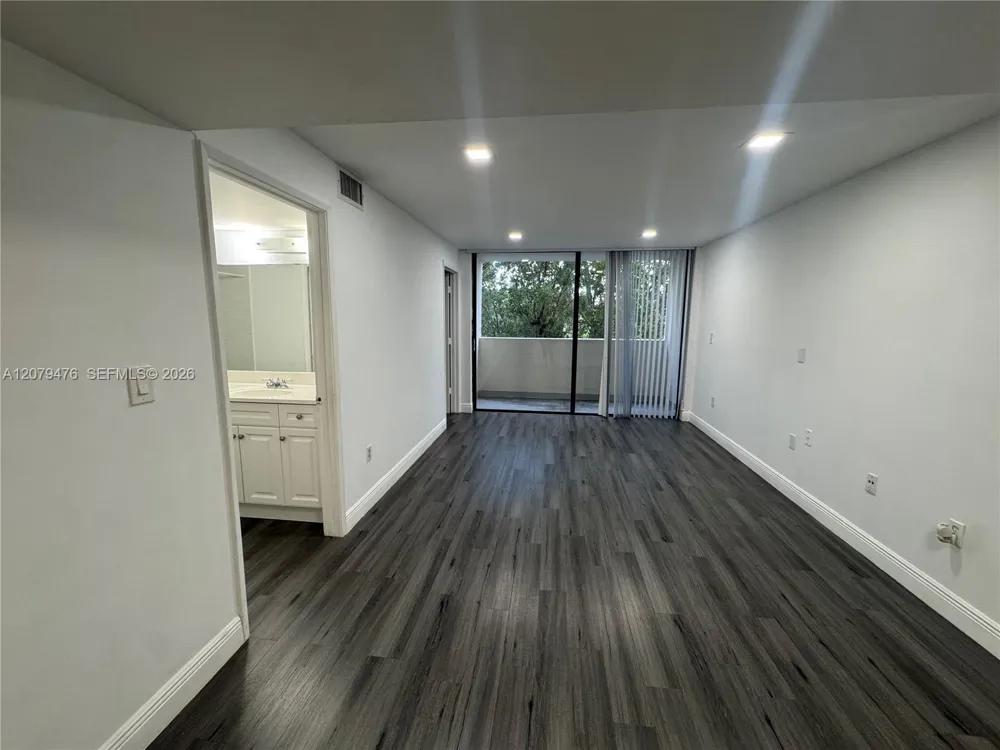 8002 SW 149th Ave #B408 Miami, FL 33193