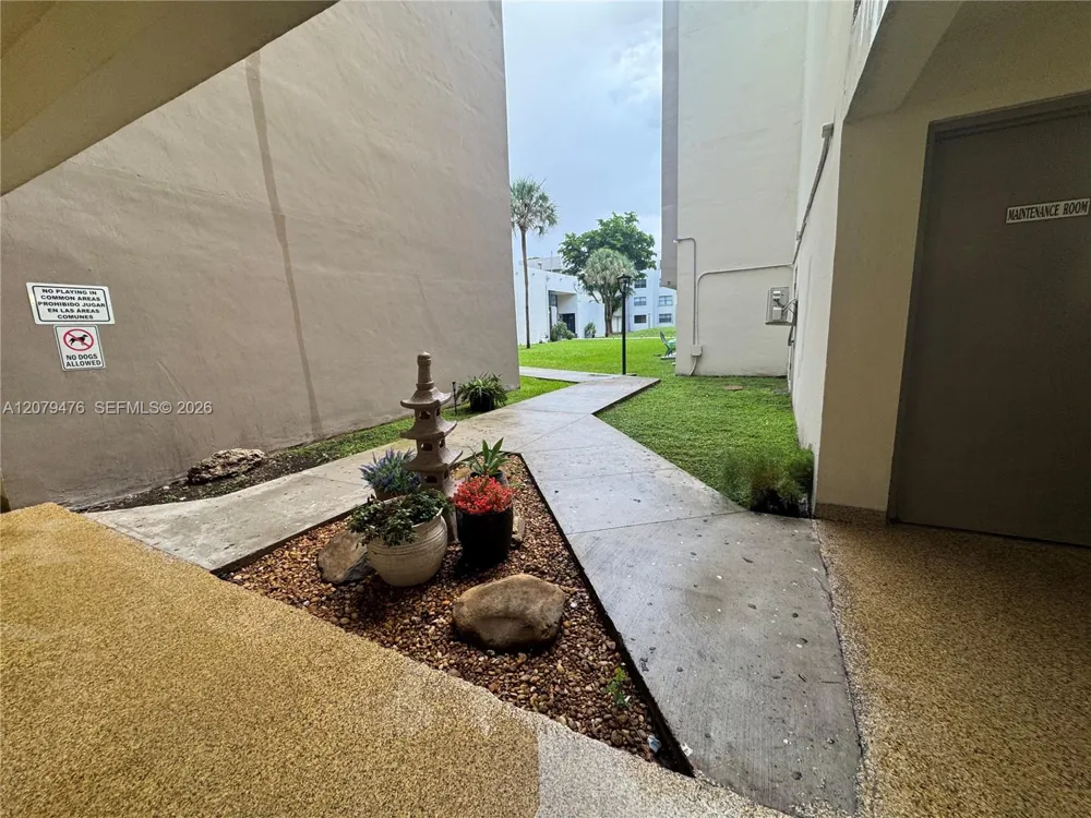 8002 SW 149th Ave #B408 Miami, FL 33193