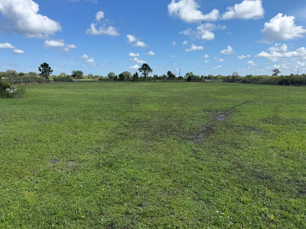 19029 NW 258TH STREET Okeechobee, FL 34972