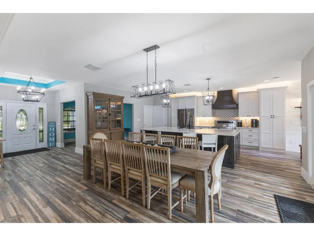 10611 Pine Needle Drive Fort Pierce, FL 34945