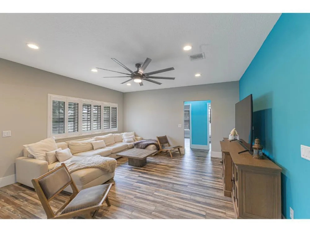 10611 Pine Needle Drive Fort Pierce, FL 34945