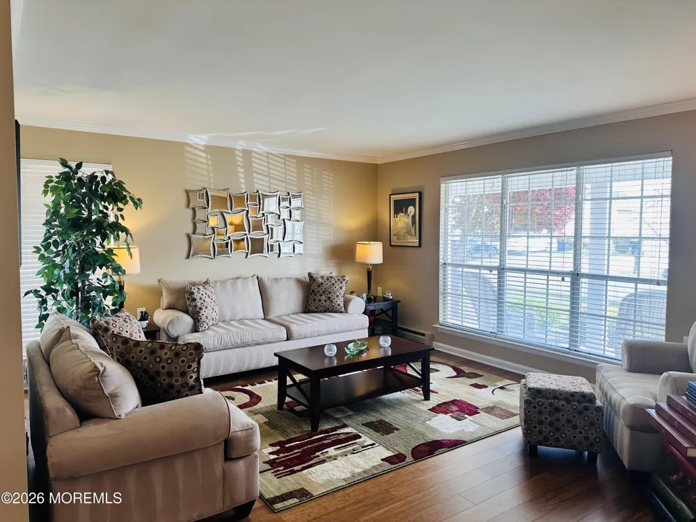 13 Romford Lane Manchester, NJ 08759