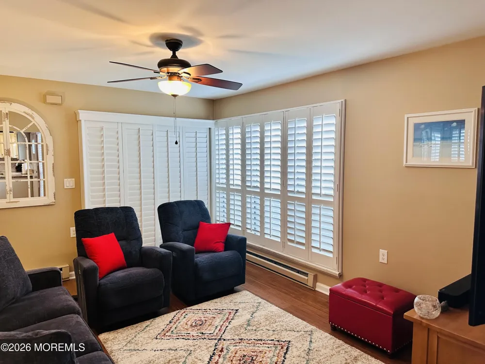 13 Romford Lane Manchester, NJ 08759