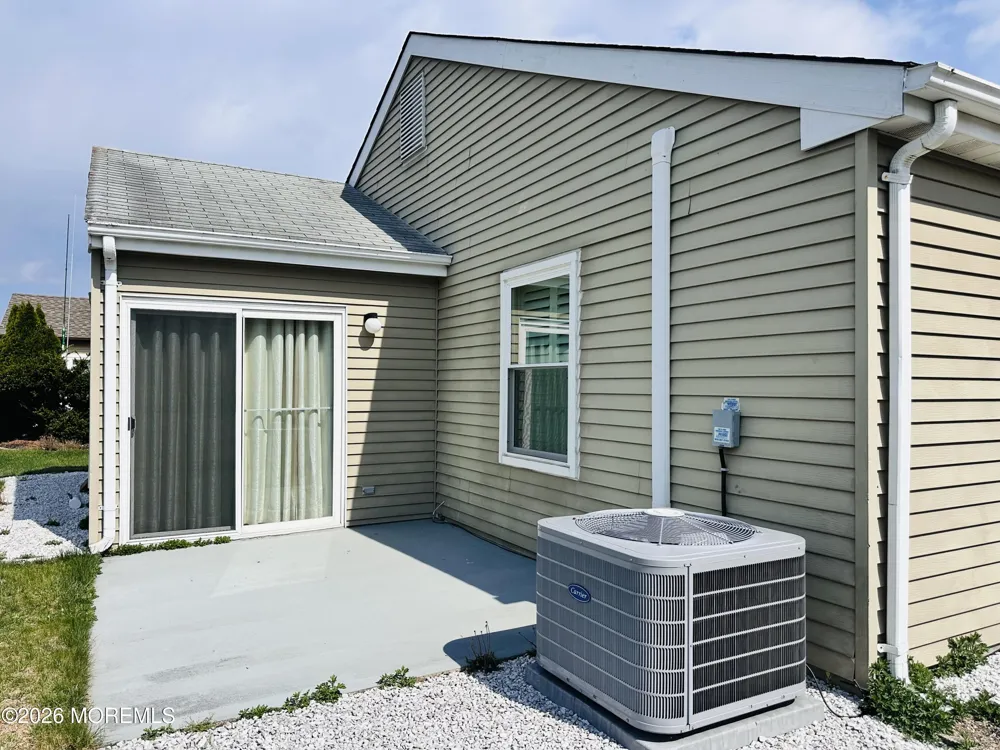 13 Romford Lane Manchester, NJ 08759