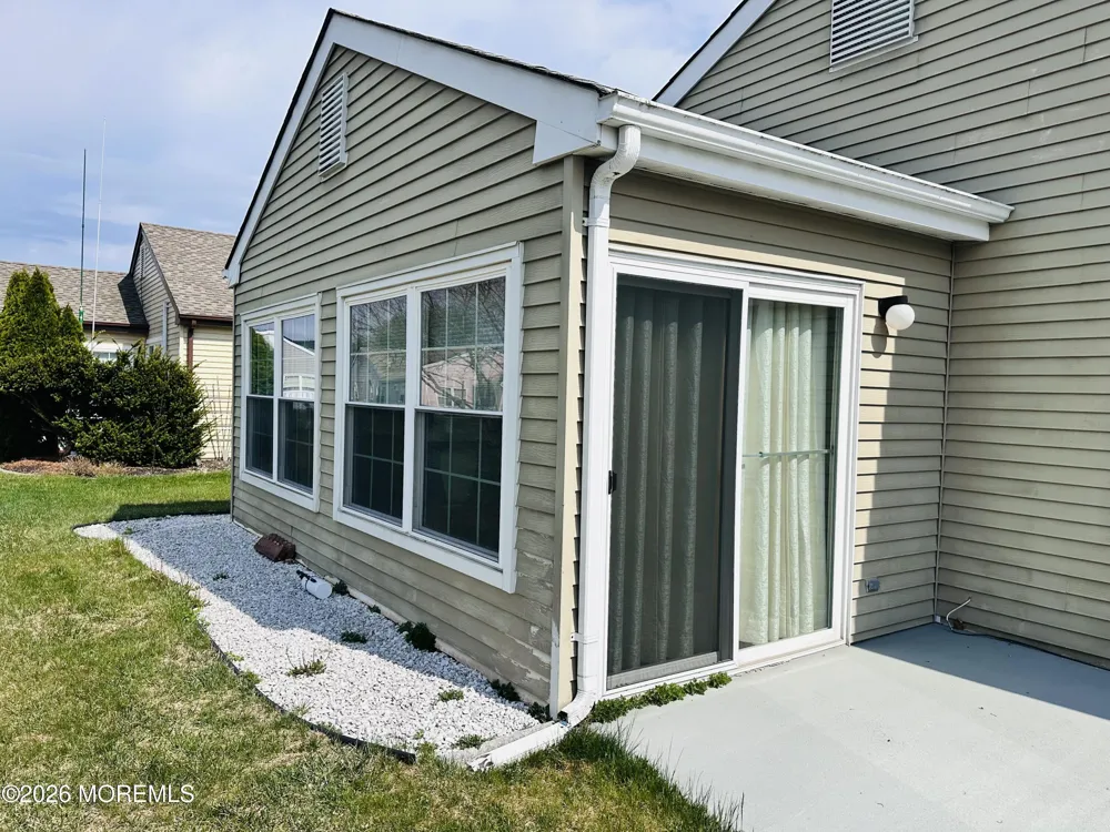 13 Romford Lane Manchester, NJ 08759