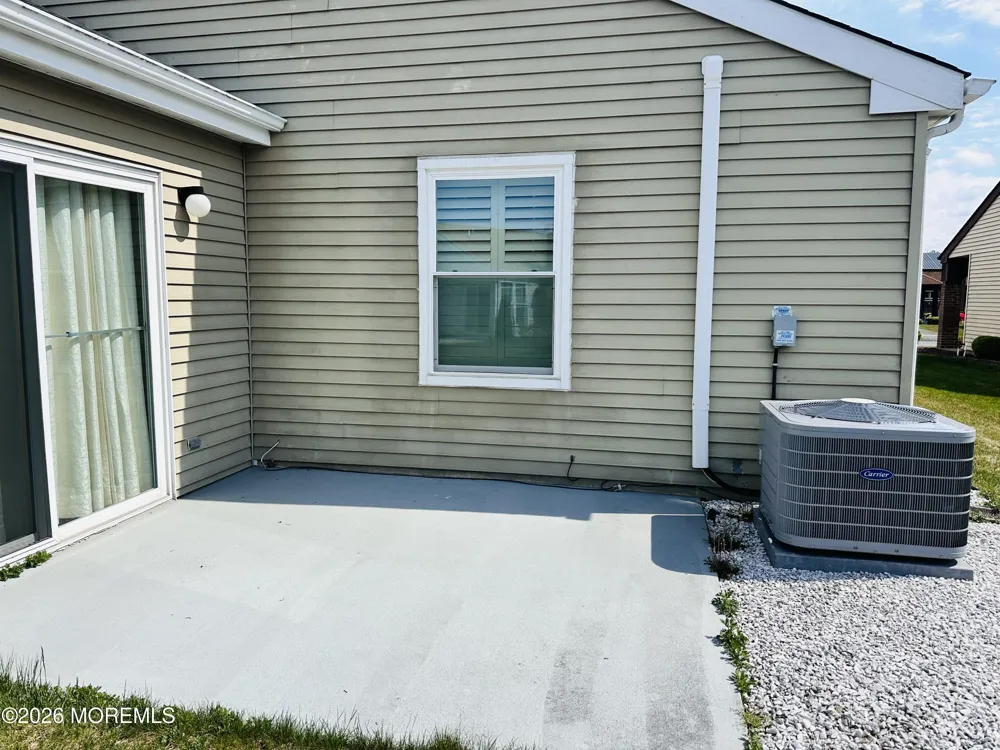13 Romford Lane Manchester, NJ 08759