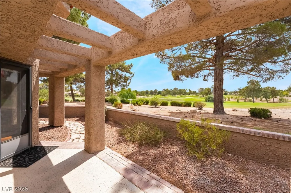 7307 Mission Hills Drive Las Vegas, NV 89113