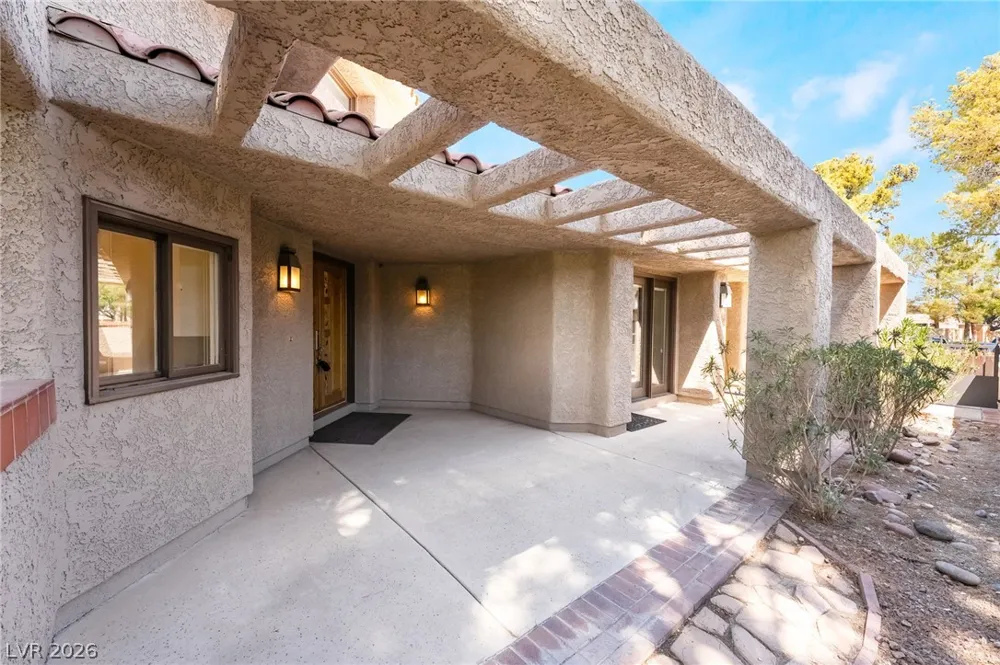 7307 Mission Hills Drive Las Vegas, NV 89113