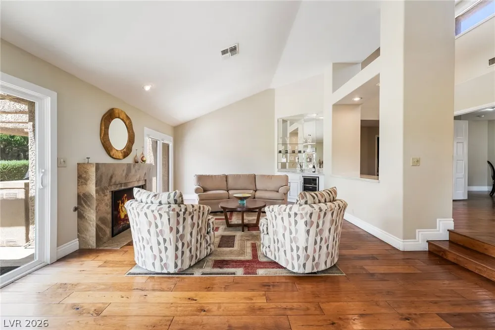7307 Mission Hills Drive Las Vegas, NV 89113