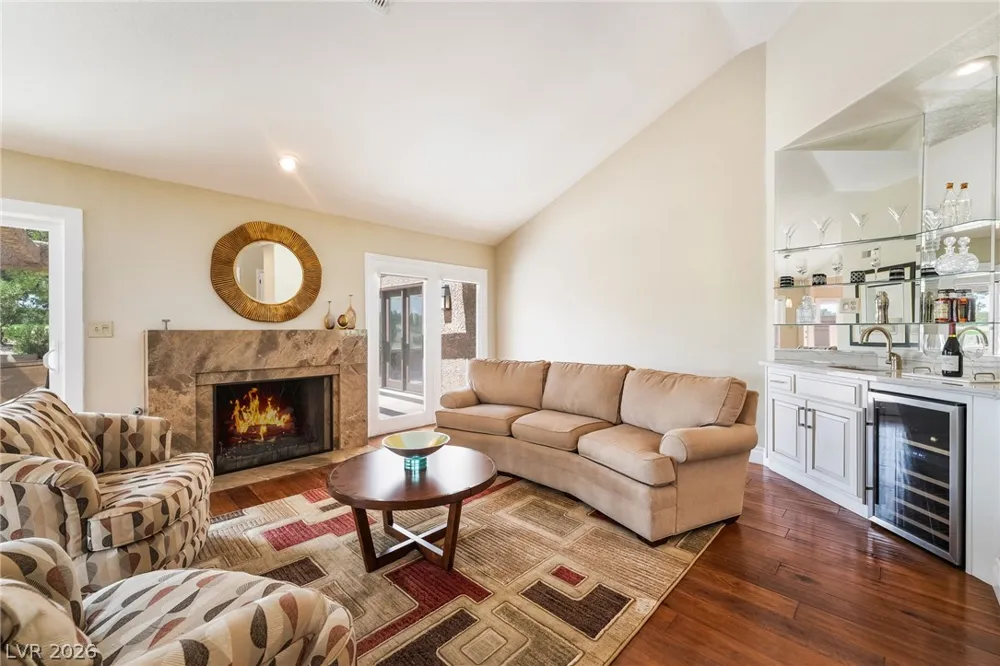 7307 Mission Hills Drive Las Vegas, NV 89113