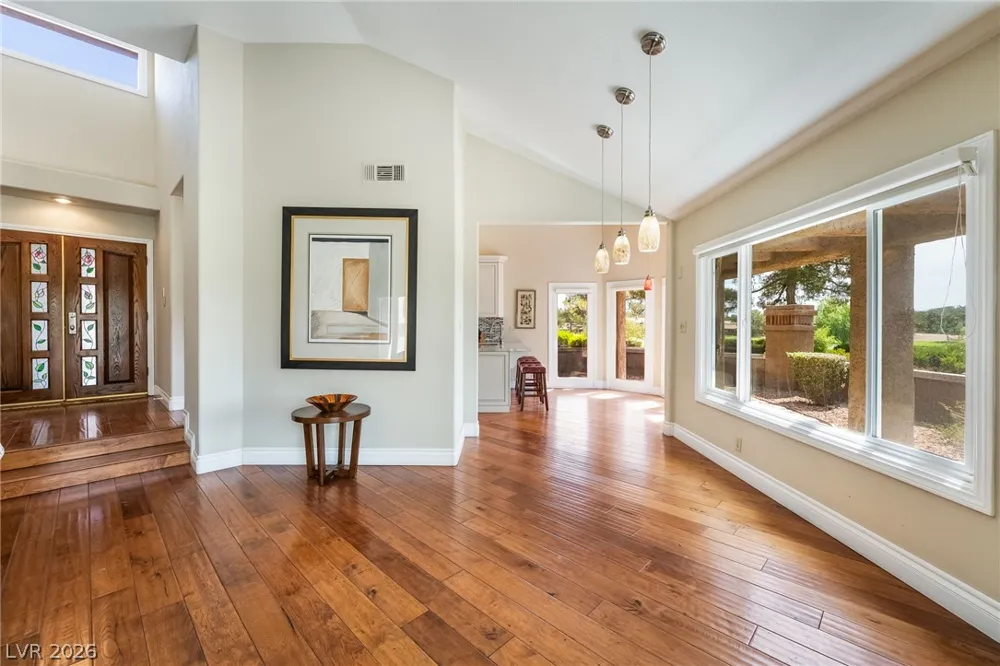 7307 Mission Hills Drive Las Vegas, NV 89113