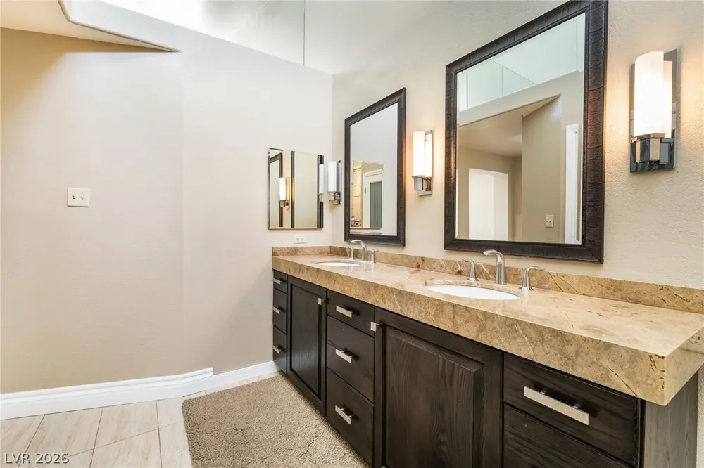 7307 Mission Hills Drive Las Vegas, NV 89113