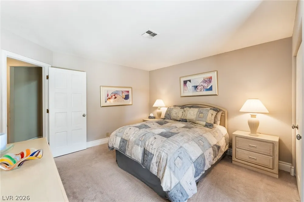 7307 Mission Hills Drive Las Vegas, NV 89113