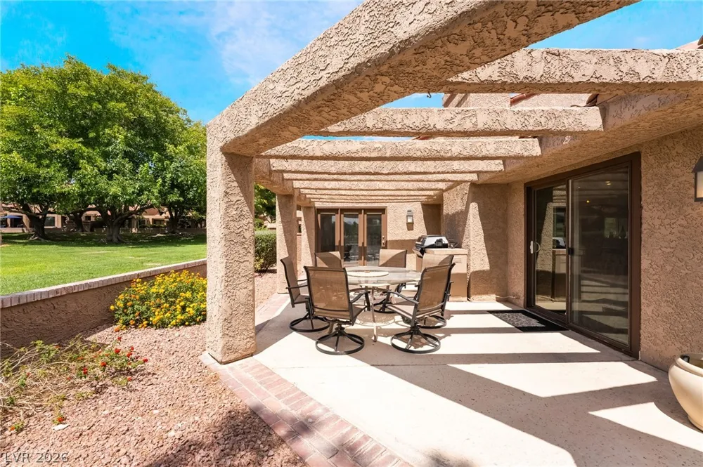 7307 Mission Hills Drive Las Vegas, NV 89113
