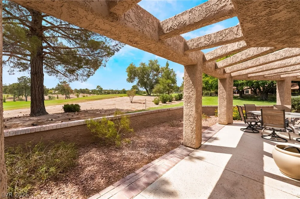 7307 Mission Hills Drive Las Vegas, NV 89113