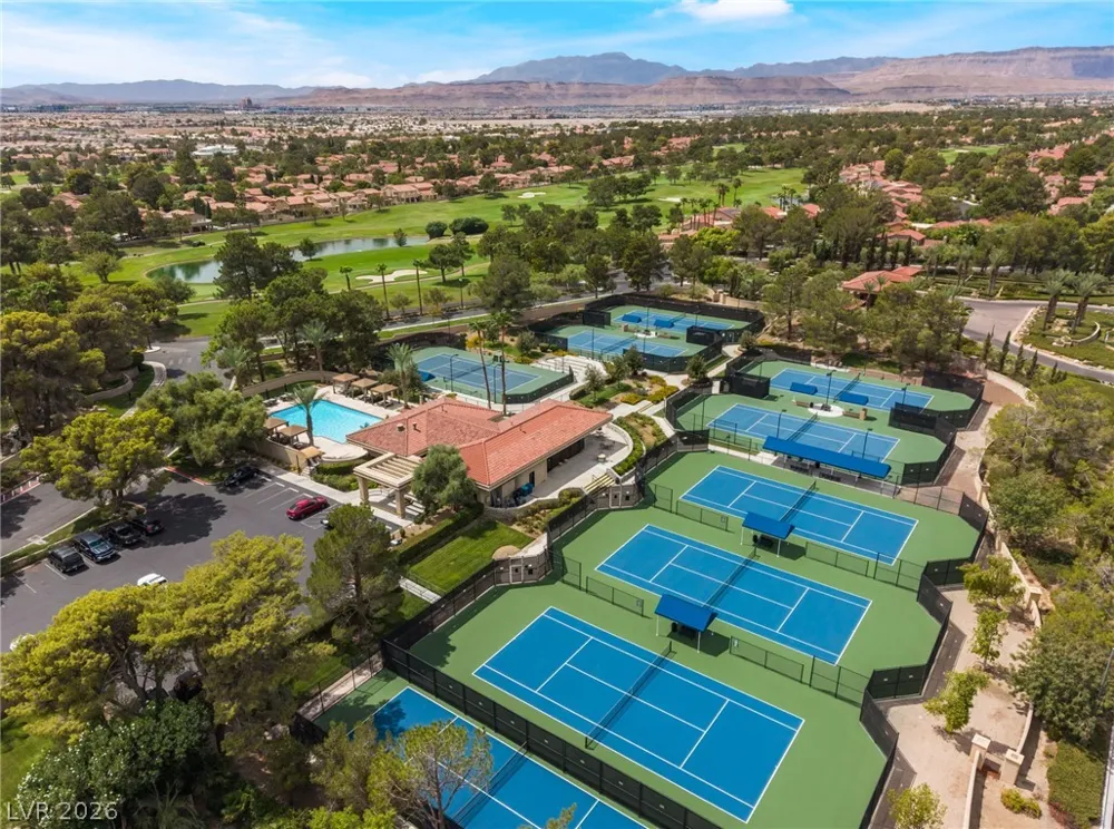 7307 Mission Hills Drive Las Vegas, NV 89113