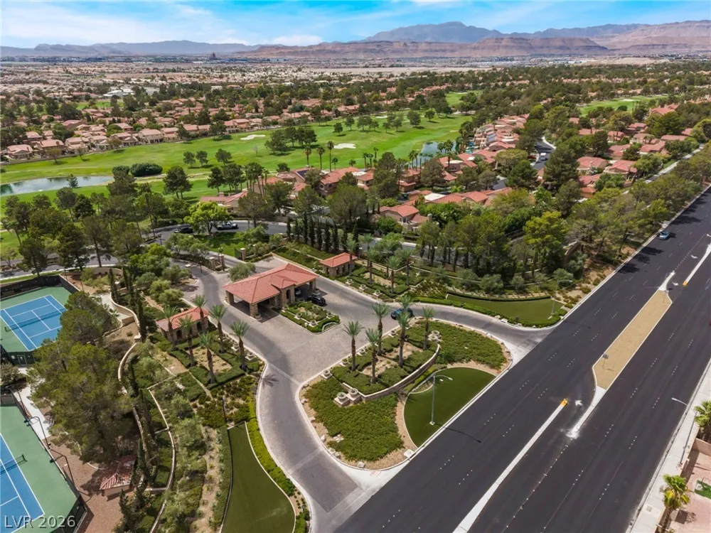 7307 Mission Hills Drive Las Vegas, NV 89113