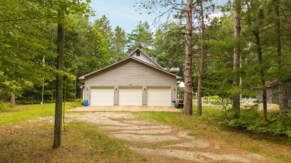 4207 Twins Trail Boardman Township, MI 49680