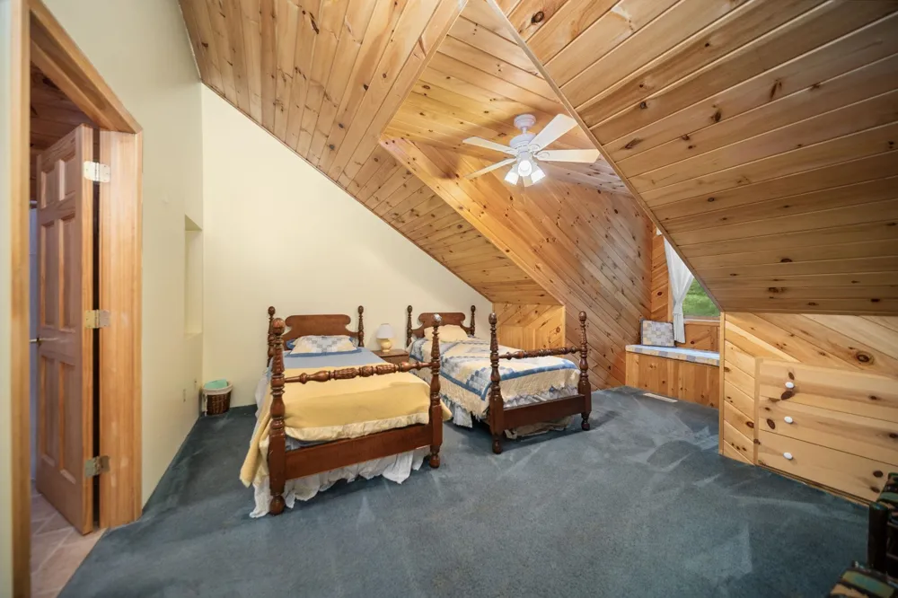 4207 Twins Trail Boardman Township, MI 49680