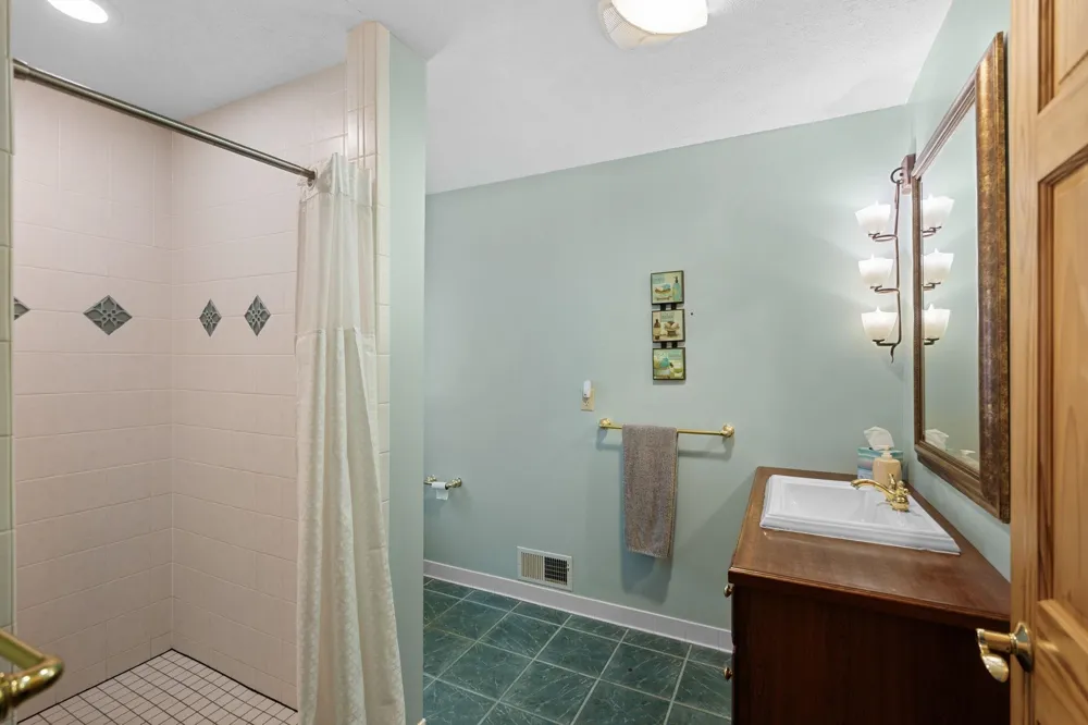 4207 Twins Trail Boardman Township, MI 49680