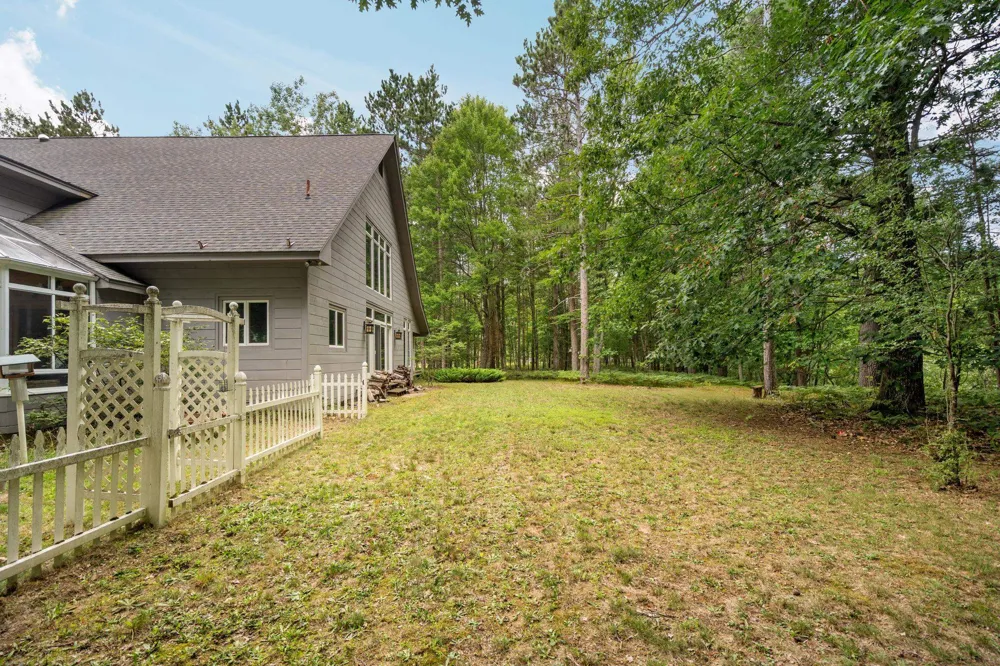 4207 Twins Trail Boardman Township, MI 49680