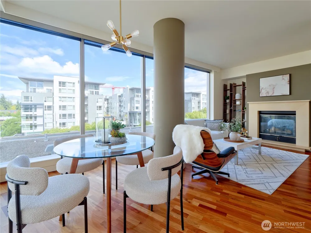 10610 NE 9th Place #605 Bellevue, WA 98004