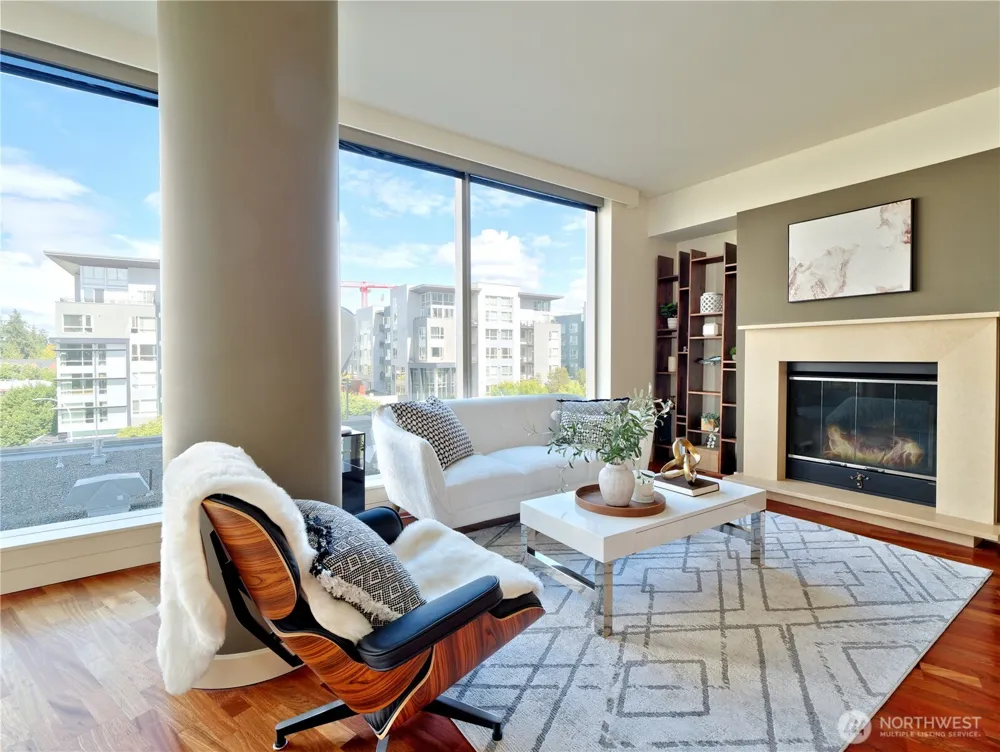 10610 NE 9th Place #605 Bellevue, WA 98004
