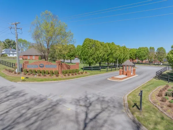 76 Chase Cir Winchester, TN 37398