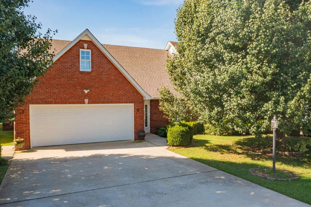 76 Chase Cir Winchester, TN 37398
