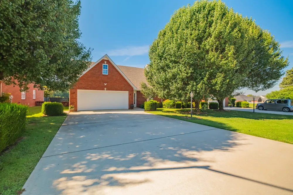 76 Chase Cir Winchester, TN 37398