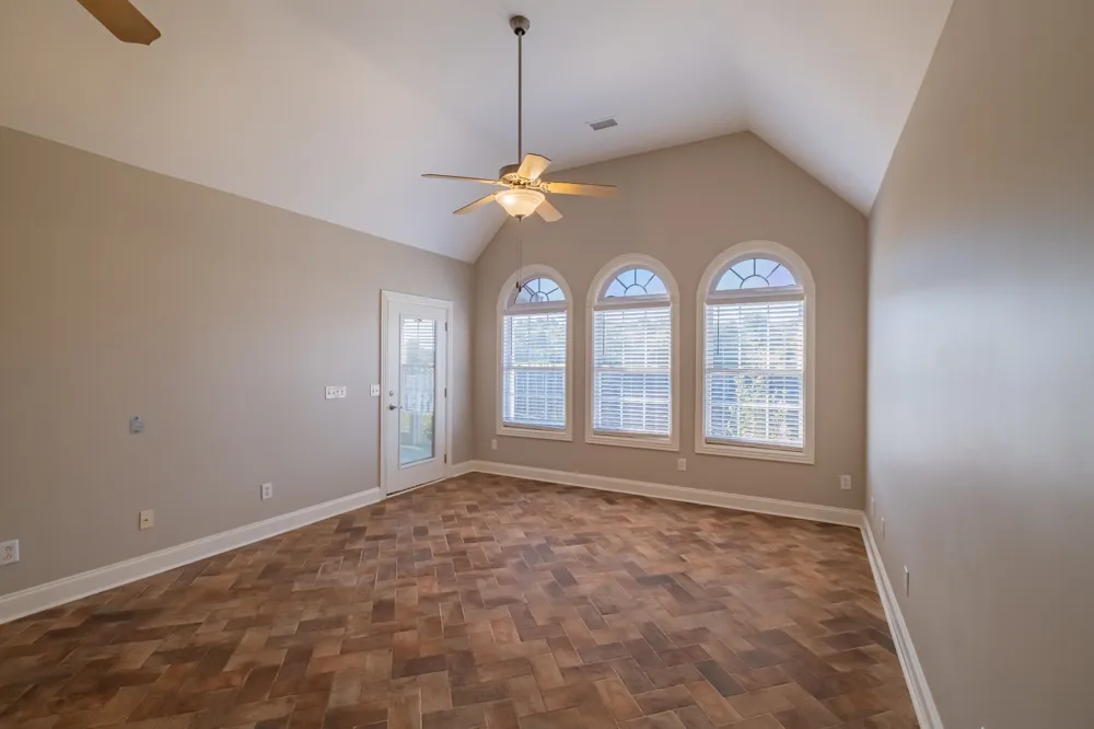 76 Chase Cir Winchester, TN 37398
