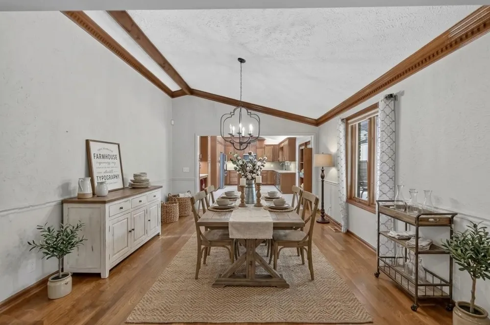8100 Charlotte Pike Nashville, TN 37221