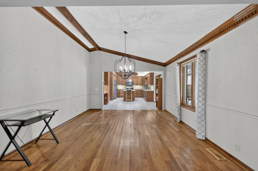 8100 Charlotte Pike Nashville, TN 37221
