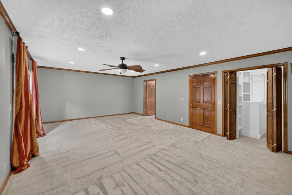 8100 Charlotte Pike Nashville, TN 37221