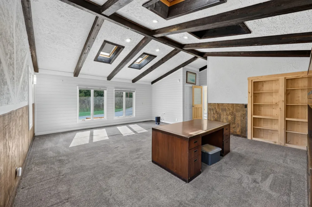 8100 Charlotte Pike Nashville, TN 37221