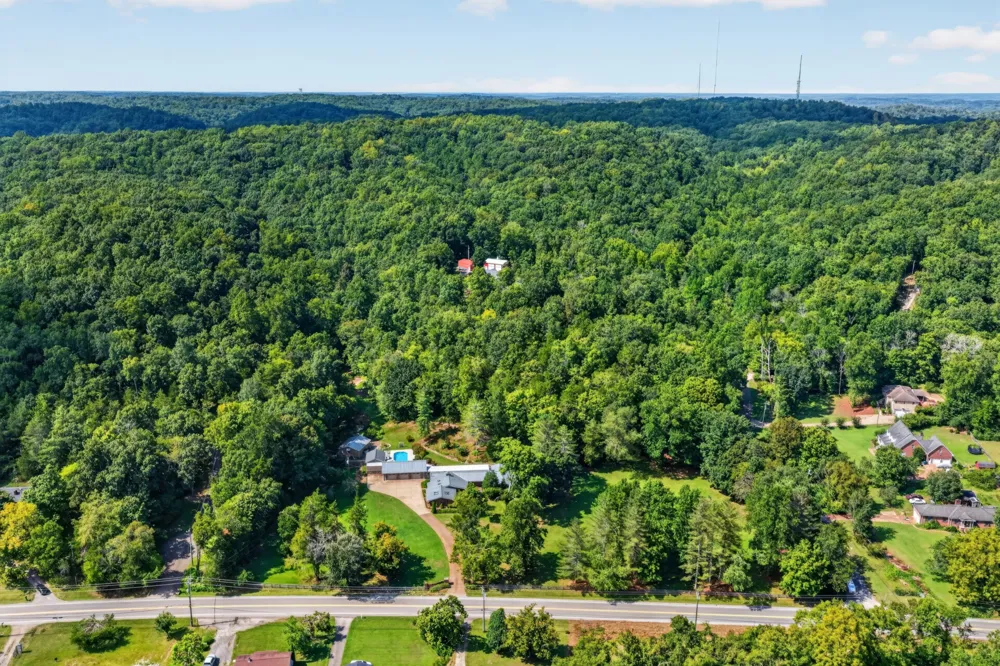 8100 Charlotte Pike Nashville, TN 37221
