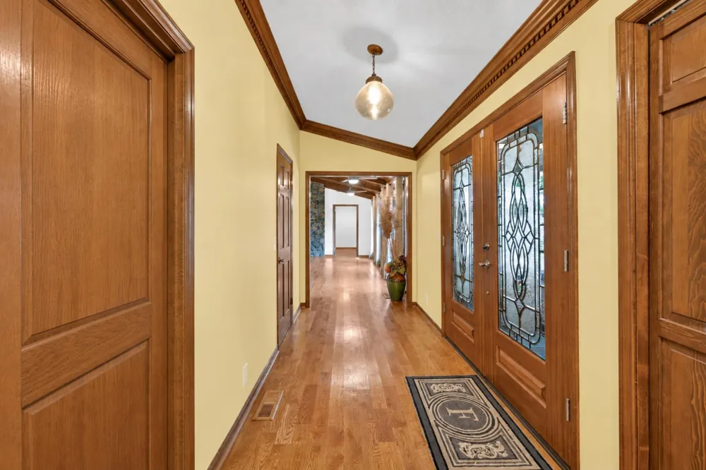 8100 Charlotte Pike Nashville, TN 37221