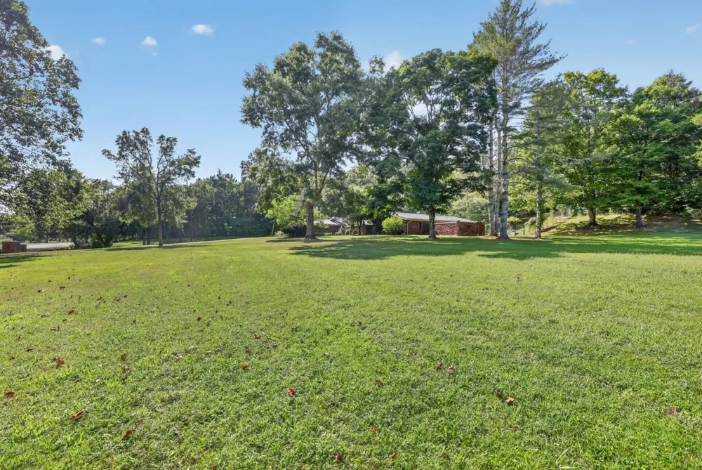 8100 Charlotte Pike Nashville, TN 37221