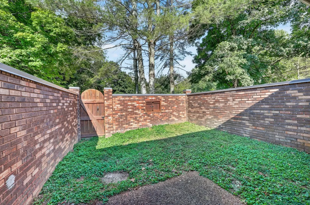 8100 Charlotte Pike Nashville, TN 37221